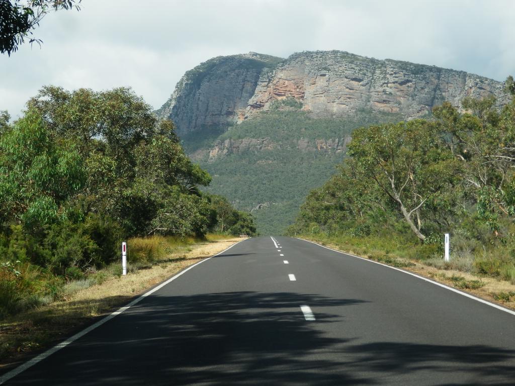Mountain View Motor Inn & Holiday Lodges Halls Gap Luaran gambar