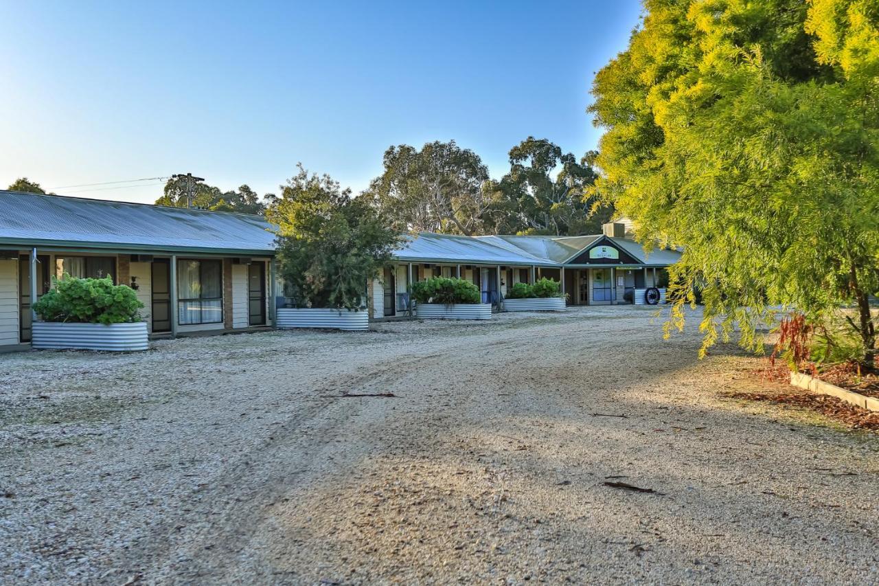 Mountain View Motor Inn & Holiday Lodges Halls Gap Luaran gambar